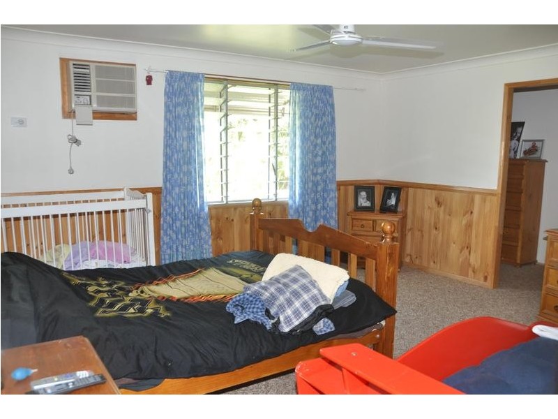 6 Moores Street, Charters Towers QLD 4820