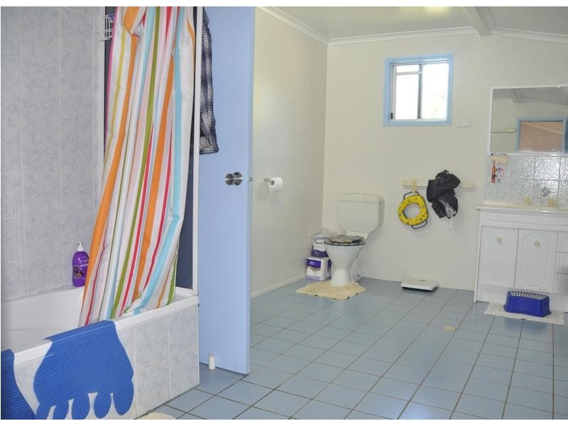 6 Moores Street, Charters Towers QLD 4820