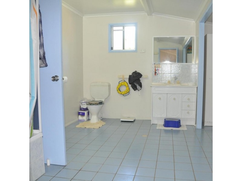 6 Moores Street, Charters Towers QLD 4820