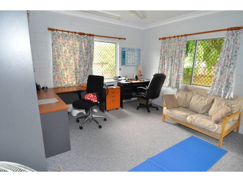 25 Gauvin Street, Charters Towers QLD 4820