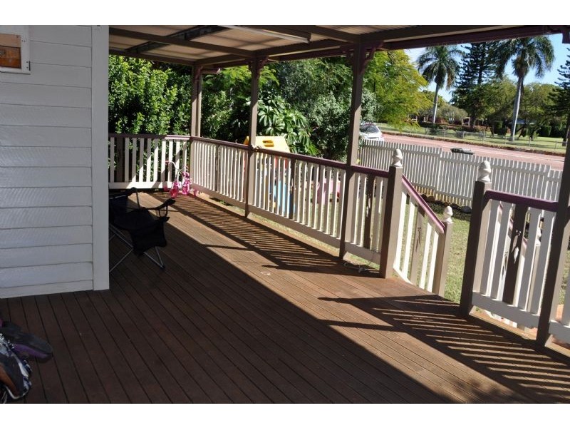 97 Hackett Terrace, Richmond Hill QLD 4820