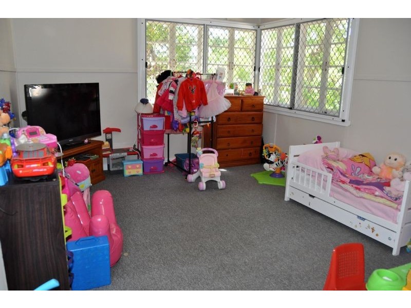 97 Hackett Terrace, Richmond Hill QLD 4820