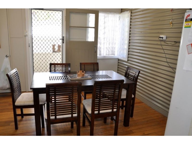 97 Hackett Terrace, Richmond Hill QLD 4820