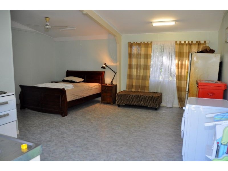 97 Hackett Terrace, Richmond Hill QLD 4820