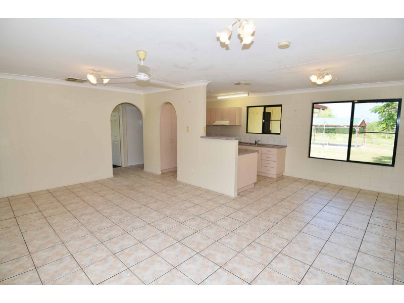 207 Wellington Road, Southern Cross QLD 4820