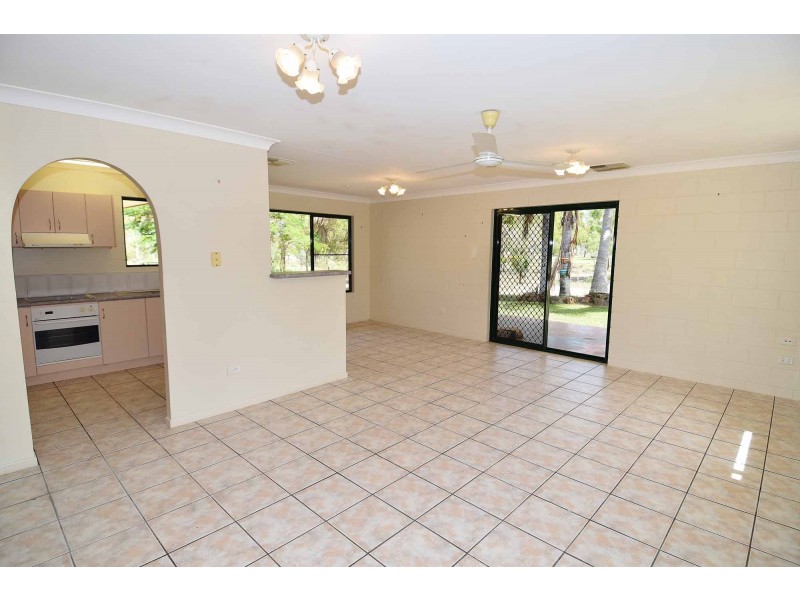 207 Wellington Road, Southern Cross QLD 4820