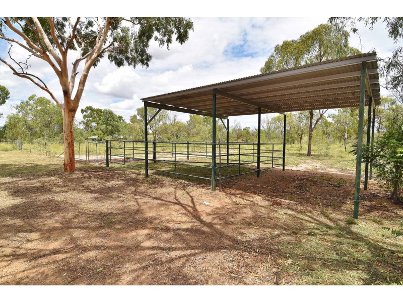 207 Wellington Road, Southern Cross QLD 4820