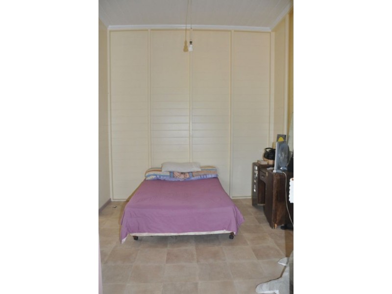 30 Ryan Street, Charters Towers City QLD 4820