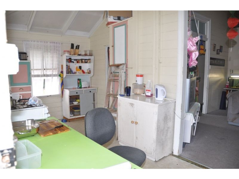 30 Ryan Street, Charters Towers City QLD 4820