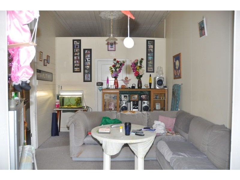 30 Ryan Street, Charters Towers City QLD 4820