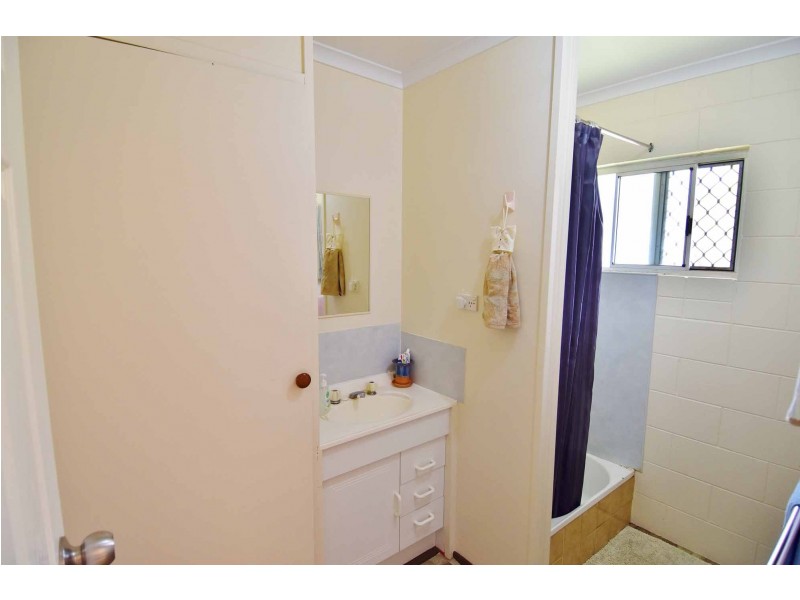 45 Cambridge Street, Charters Towers QLD 4820
