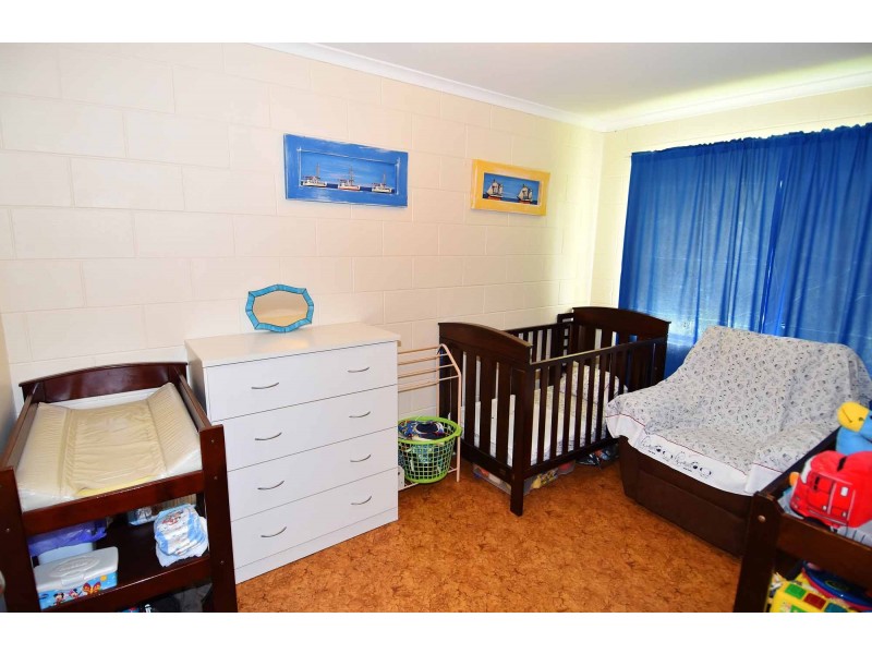 45 Cambridge Street, Charters Towers QLD 4820