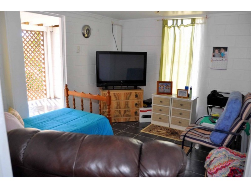 38 Stubley Street, Charters Towers QLD 4820