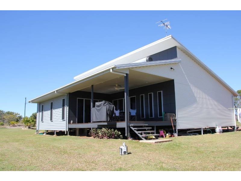 43 Estate Avenue, Charters Towers QLD 4820