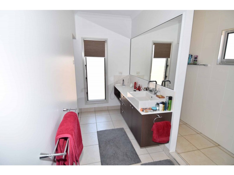 43 Estate Avenue, Charters Towers QLD 4820