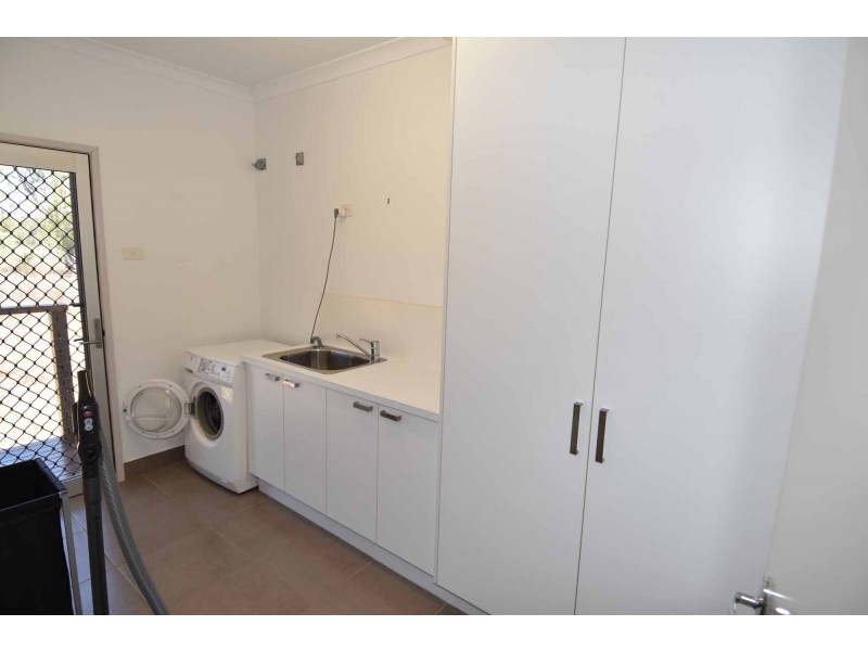 43 Estate Avenue, Charters Towers QLD 4820