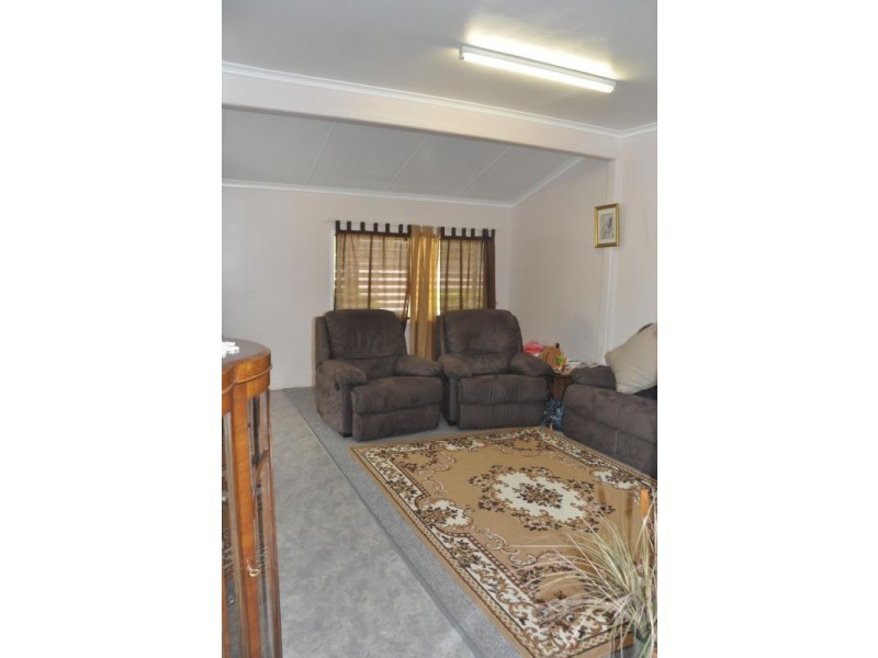 23 Elizabeth Street, Charters Towers QLD 4820