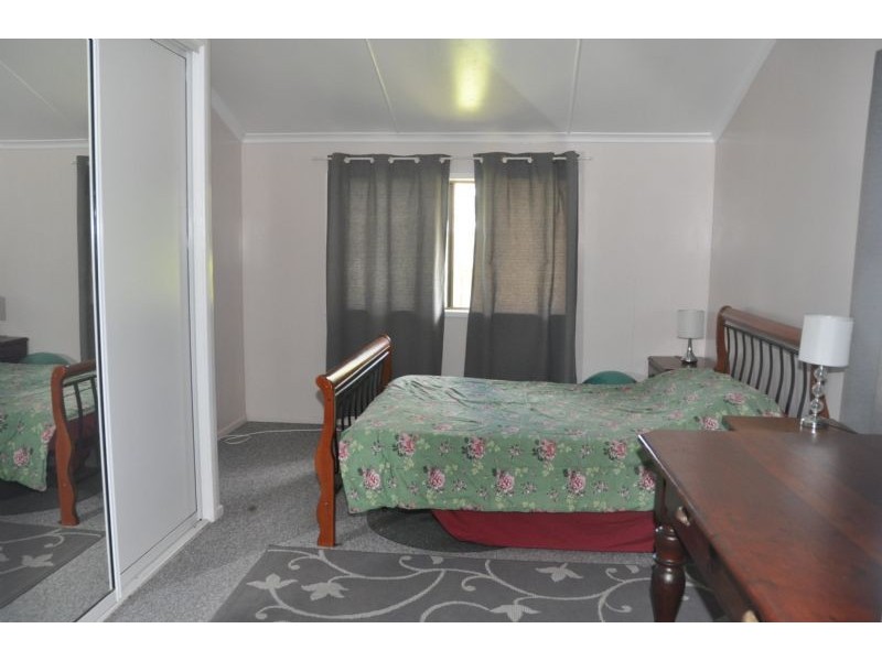 23 Elizabeth Street, Charters Towers QLD 4820
