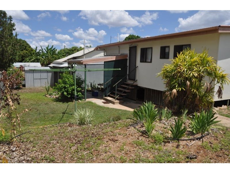 23 Elizabeth Street, Charters Towers QLD 4820