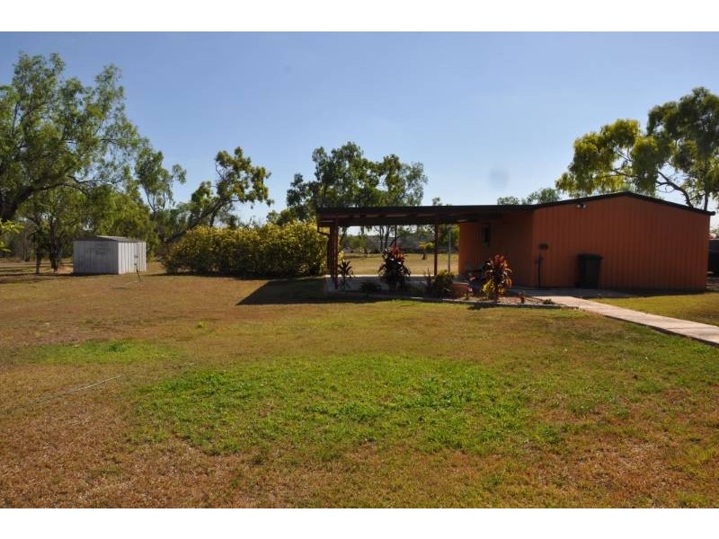 22 Dennis Lane, Charters Towers QLD 4820
