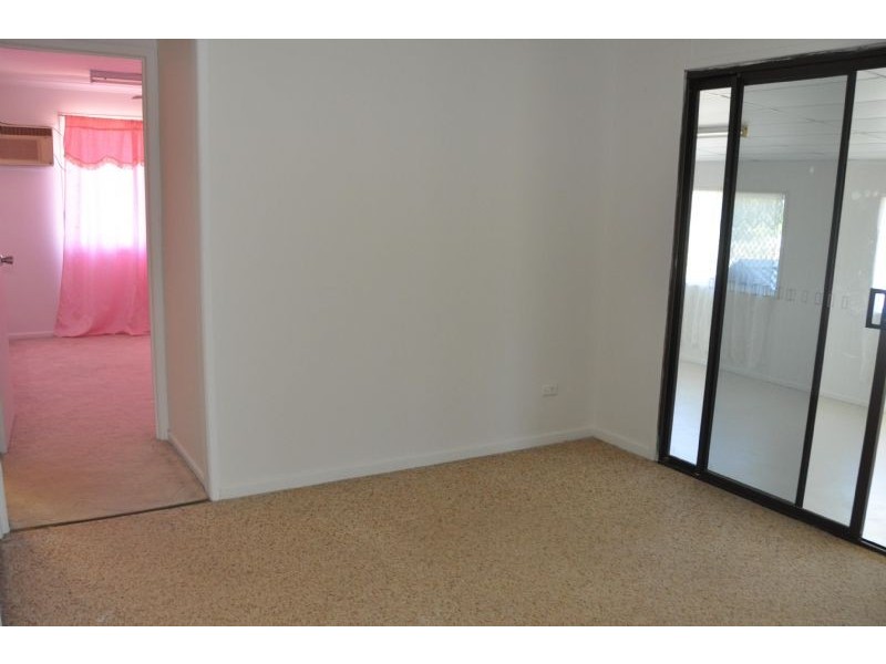 22 Dennis Lane, Charters Towers QLD 4820