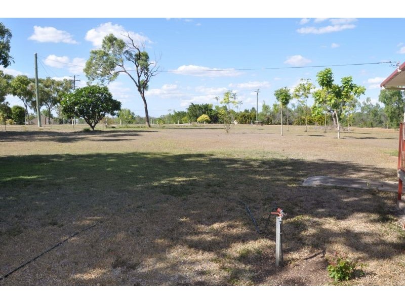 22 Dennis Lane, Charters Towers QLD 4820