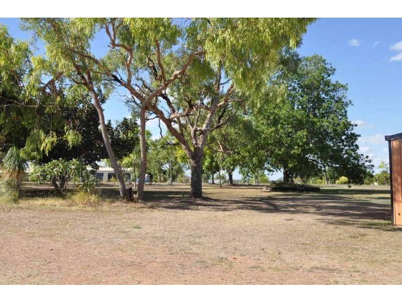 22 Dennis Lane, Charters Towers QLD 4820