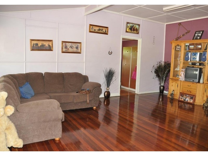 44 York Street, Charters Towers QLD 4820