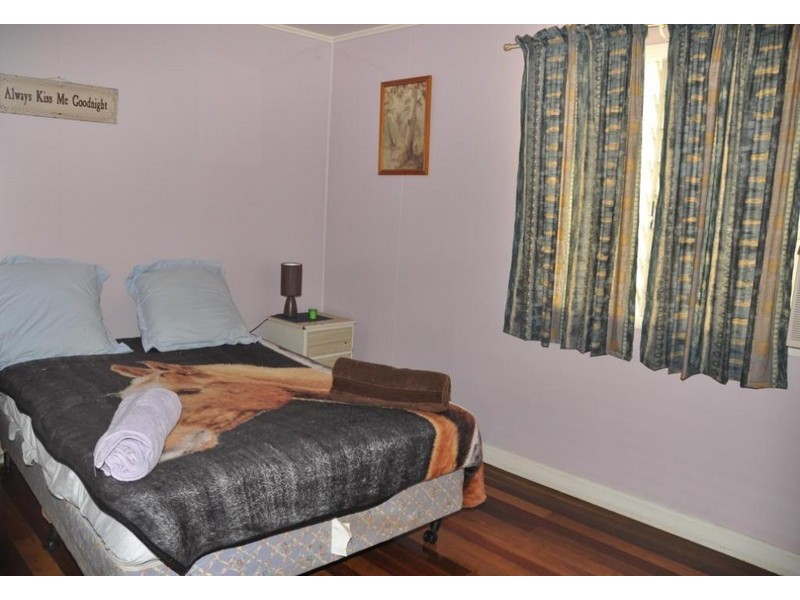 44 York Street, Charters Towers QLD 4820