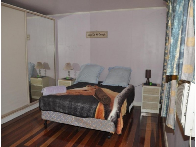 44 York Street, Charters Towers QLD 4820