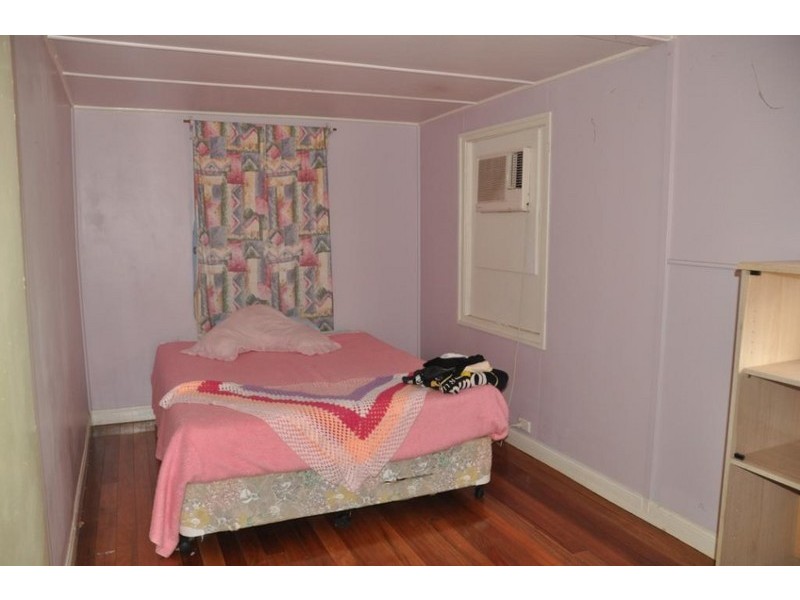 44 York Street, Charters Towers QLD 4820