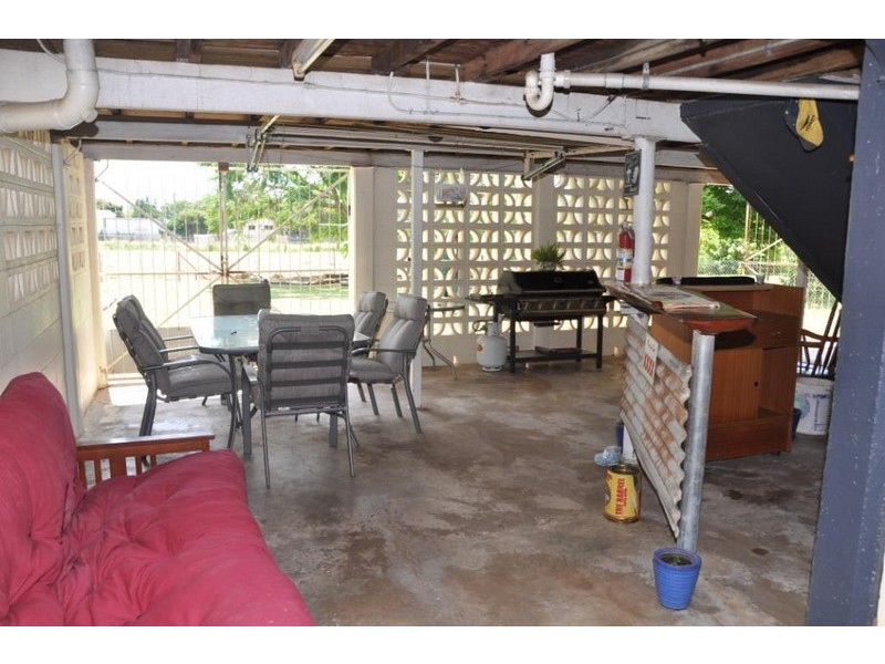 44 York Street, Charters Towers QLD 4820