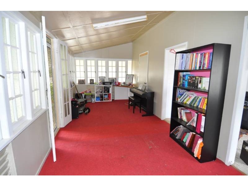 5 Bridge Street, Charters Towers QLD 4820