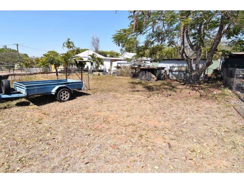 2 Brisk Street, Queenton QLD 4820