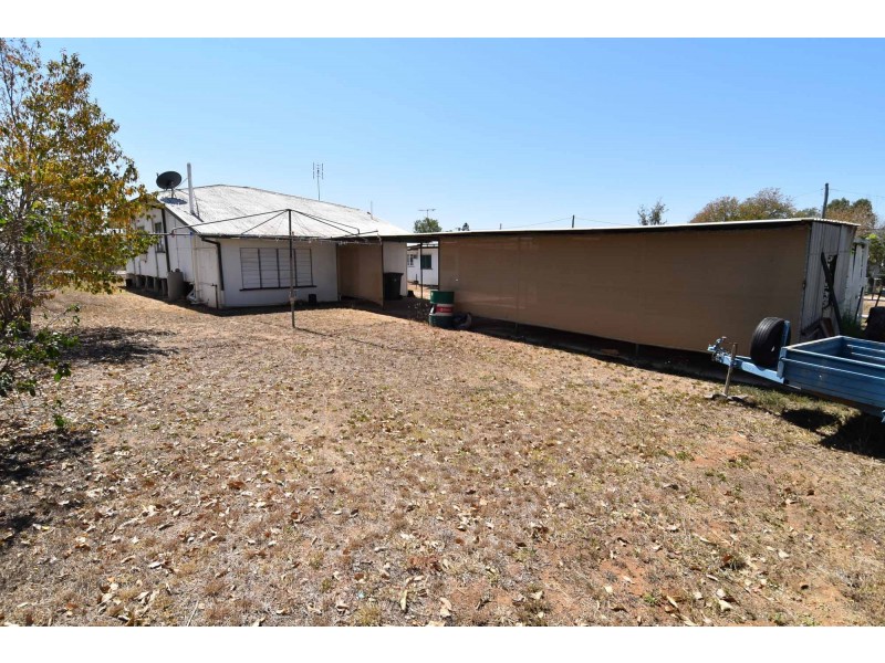 2 Brisk Street, Queenton QLD 4820