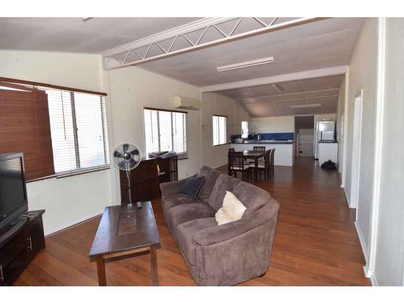 2 Brisk Street, Queenton QLD 4820
