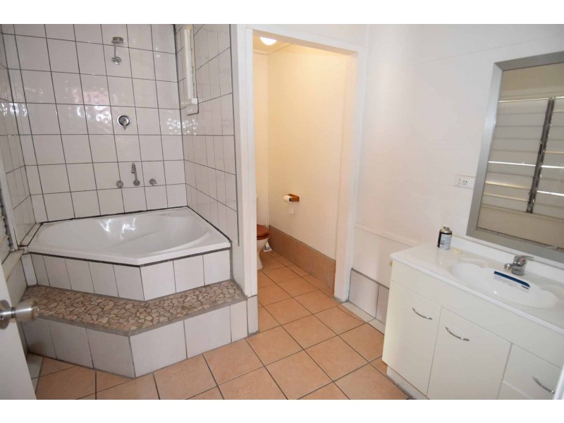 2 Brisk Street, Queenton QLD 4820
