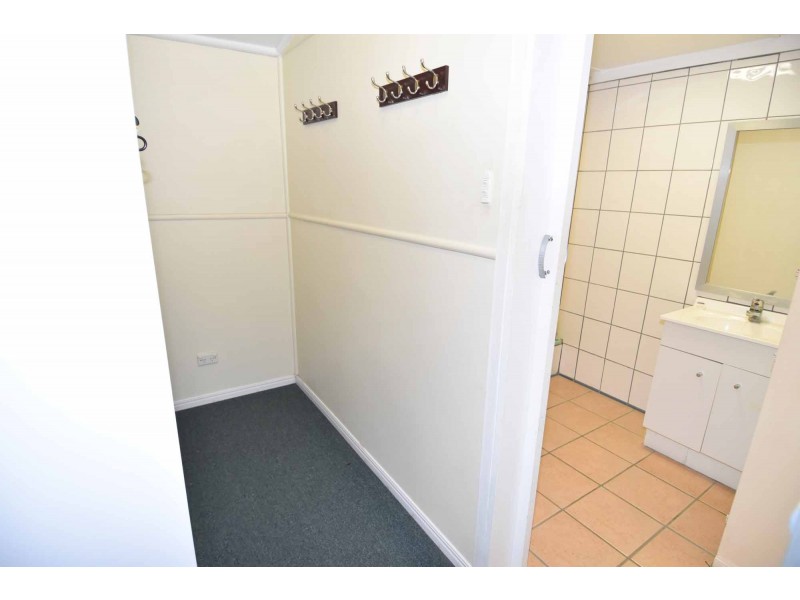 2 Brisk Street, Queenton QLD 4820