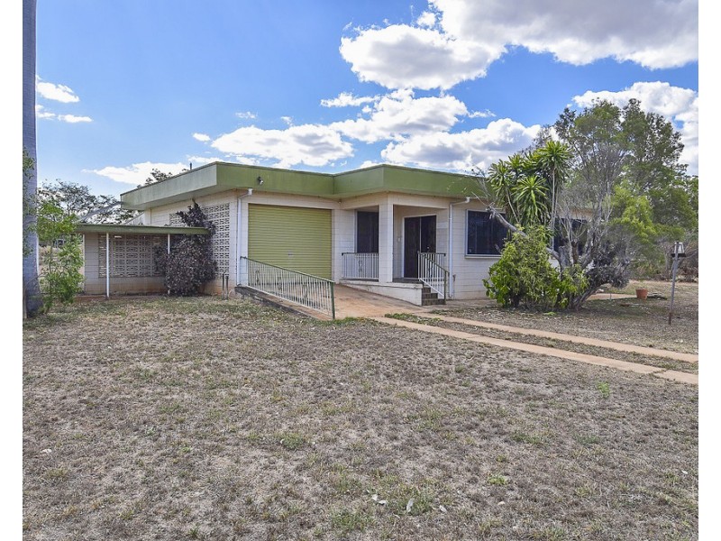 2 King Street, Toll QLD 4820