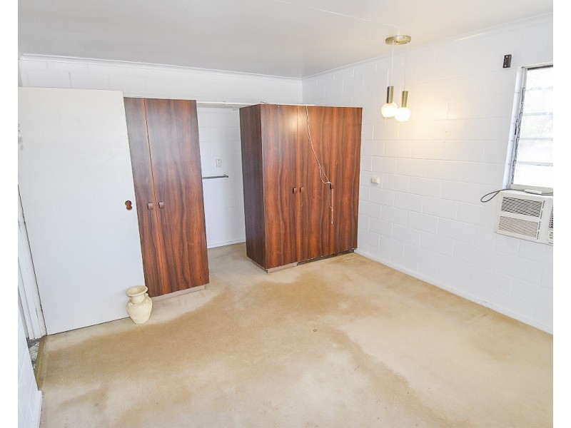 2 King Street, Toll QLD 4820