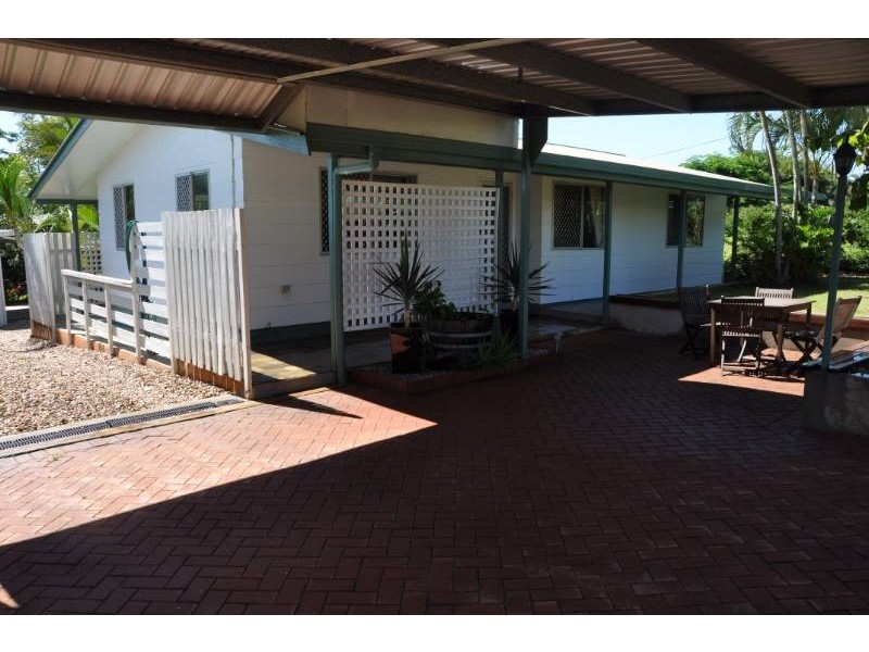 31 Stubley Street, Charters Towers QLD 4820