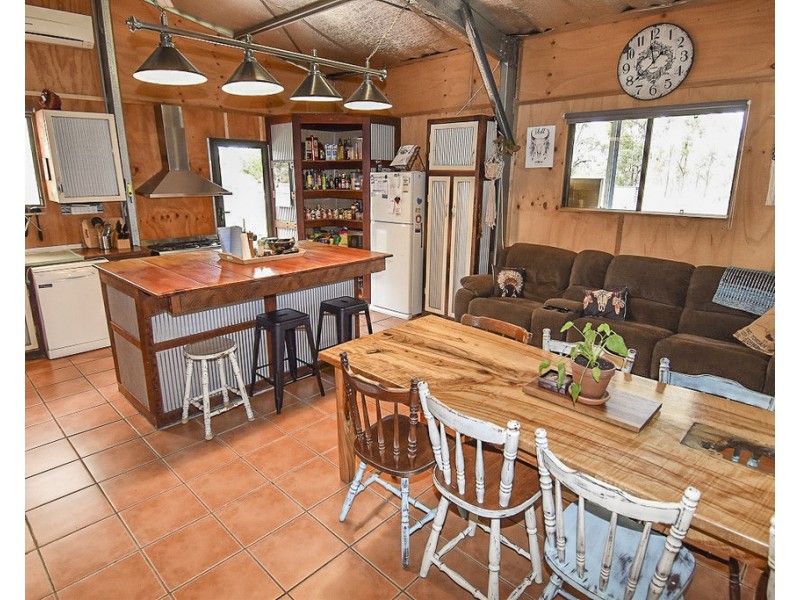 333 Rocky Creek Road, Seventy Mile QLD 4820