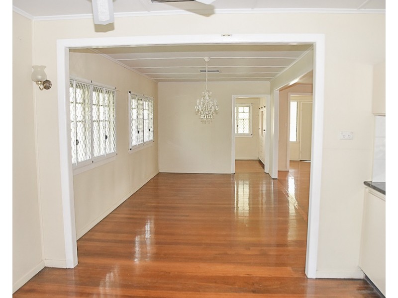 35 Vulture Street, Charters Towers City QLD 4820