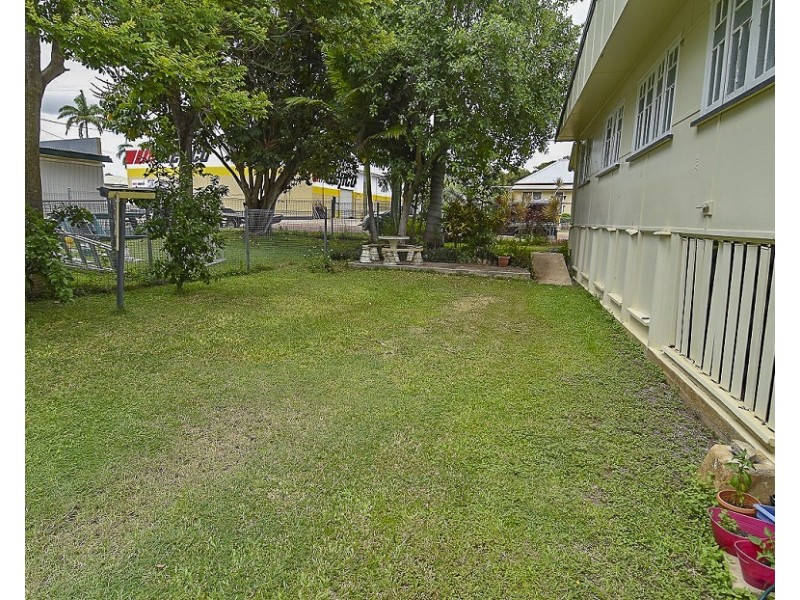 35 Vulture Street, Charters Towers City QLD 4820