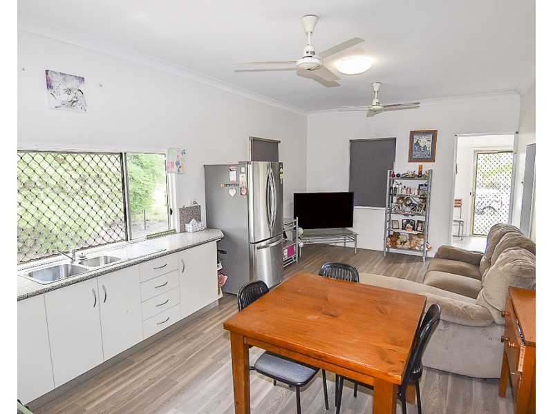 66 Racecourse Road, Richmond Hill QLD 4820