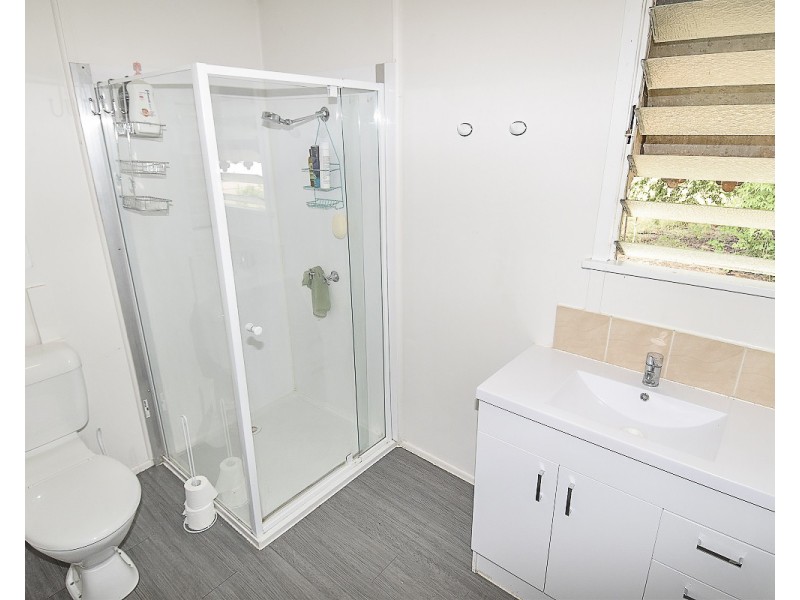 66 Racecourse Road, Richmond Hill QLD 4820