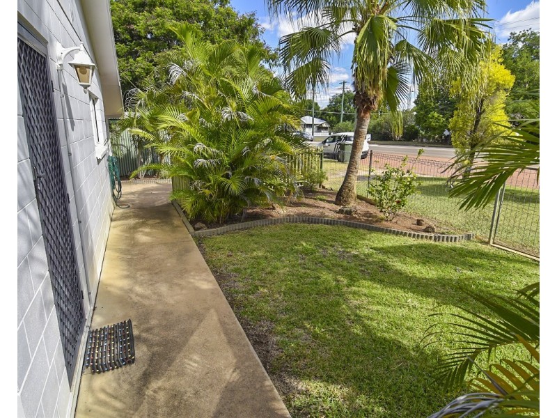 11 Peek Street, Richmond Hill QLD 4820