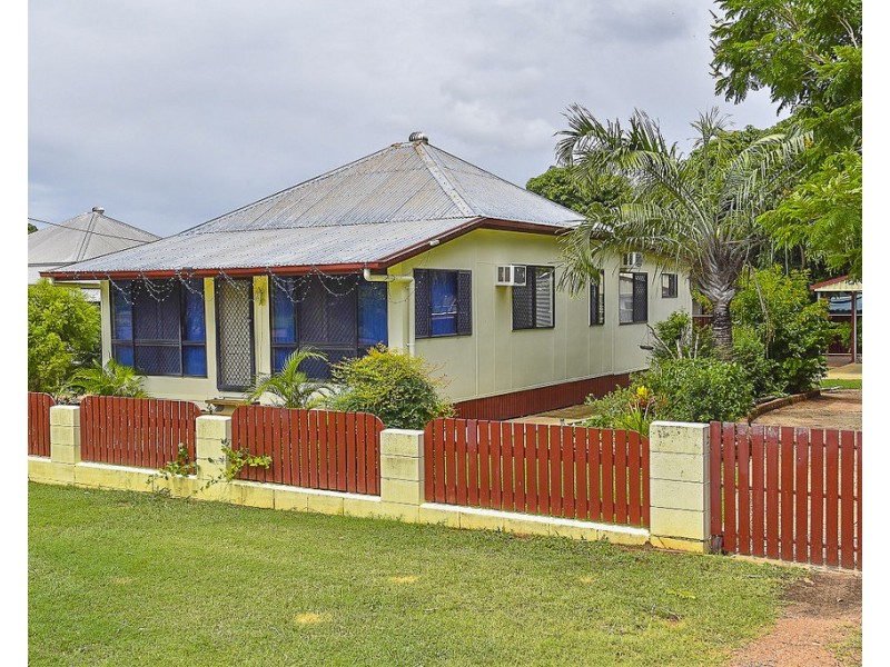 33 Plant Street, Richmond Hill QLD 4820