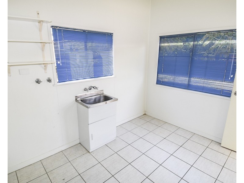 33 Plant Street, Richmond Hill QLD 4820