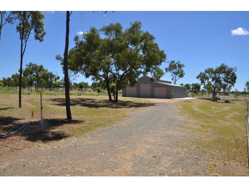 254 Sandy Creek Road, Southern Cross QLD 4820